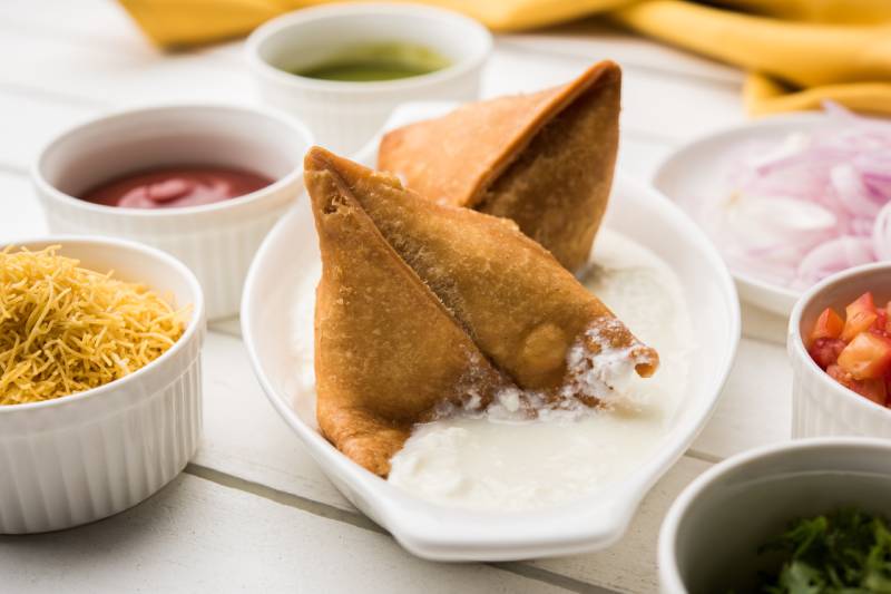 Dahi-Samosa